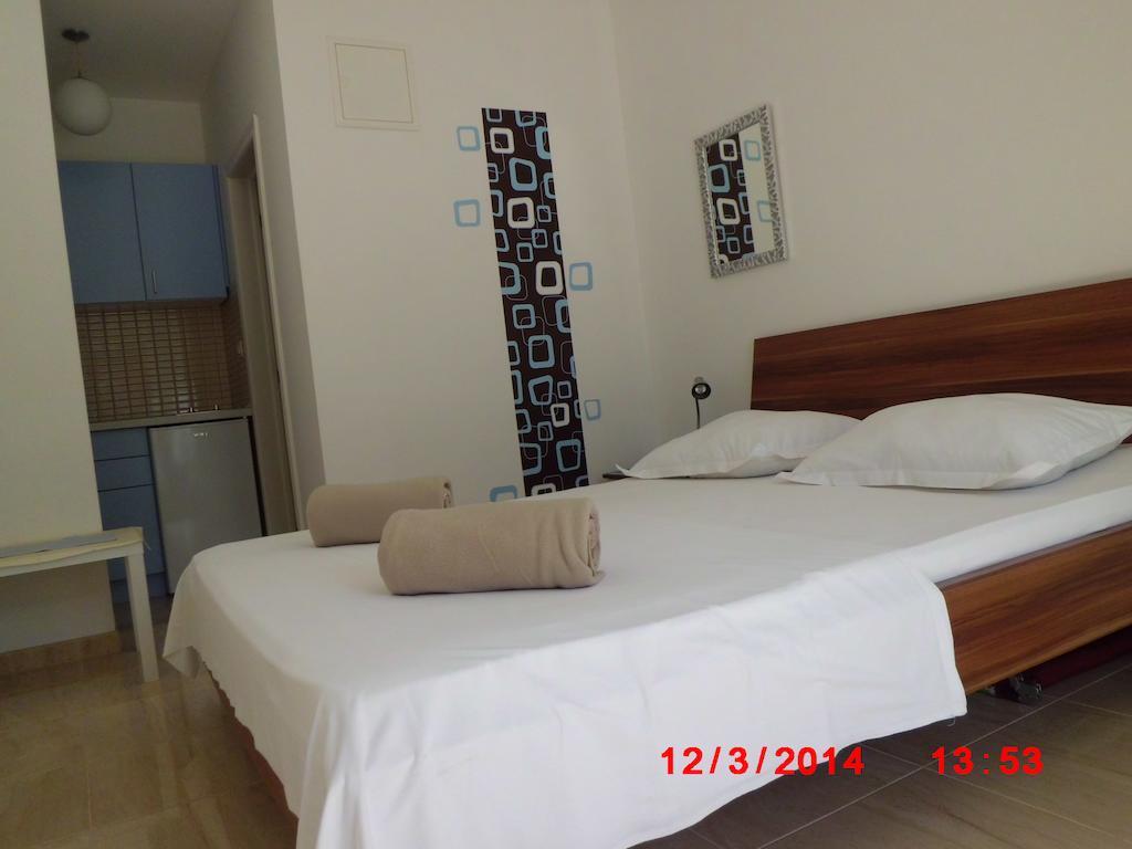 Apartments Viskovic Makarska Phòng bức ảnh