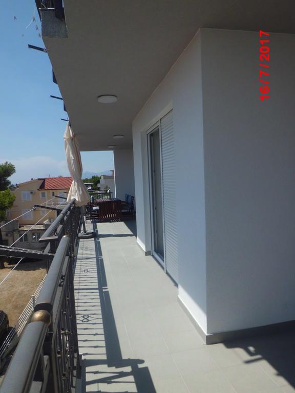 Apartments Viskovic Makarska Ngoại thất bức ảnh