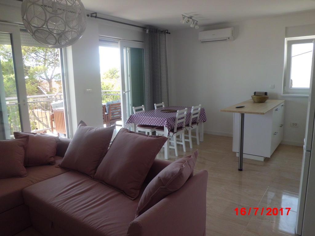 Apartments Viskovic Makarska Ngoại thất bức ảnh